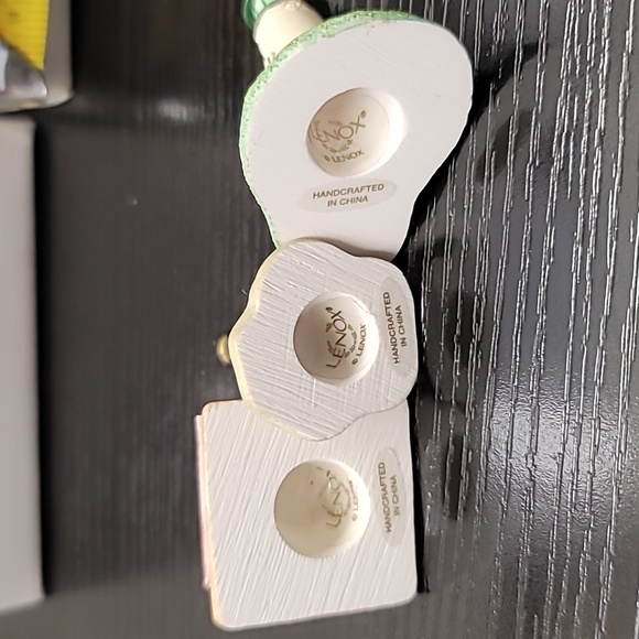 Lenox Thimble Lighthouses (set of 3) - Picture 9 of 9